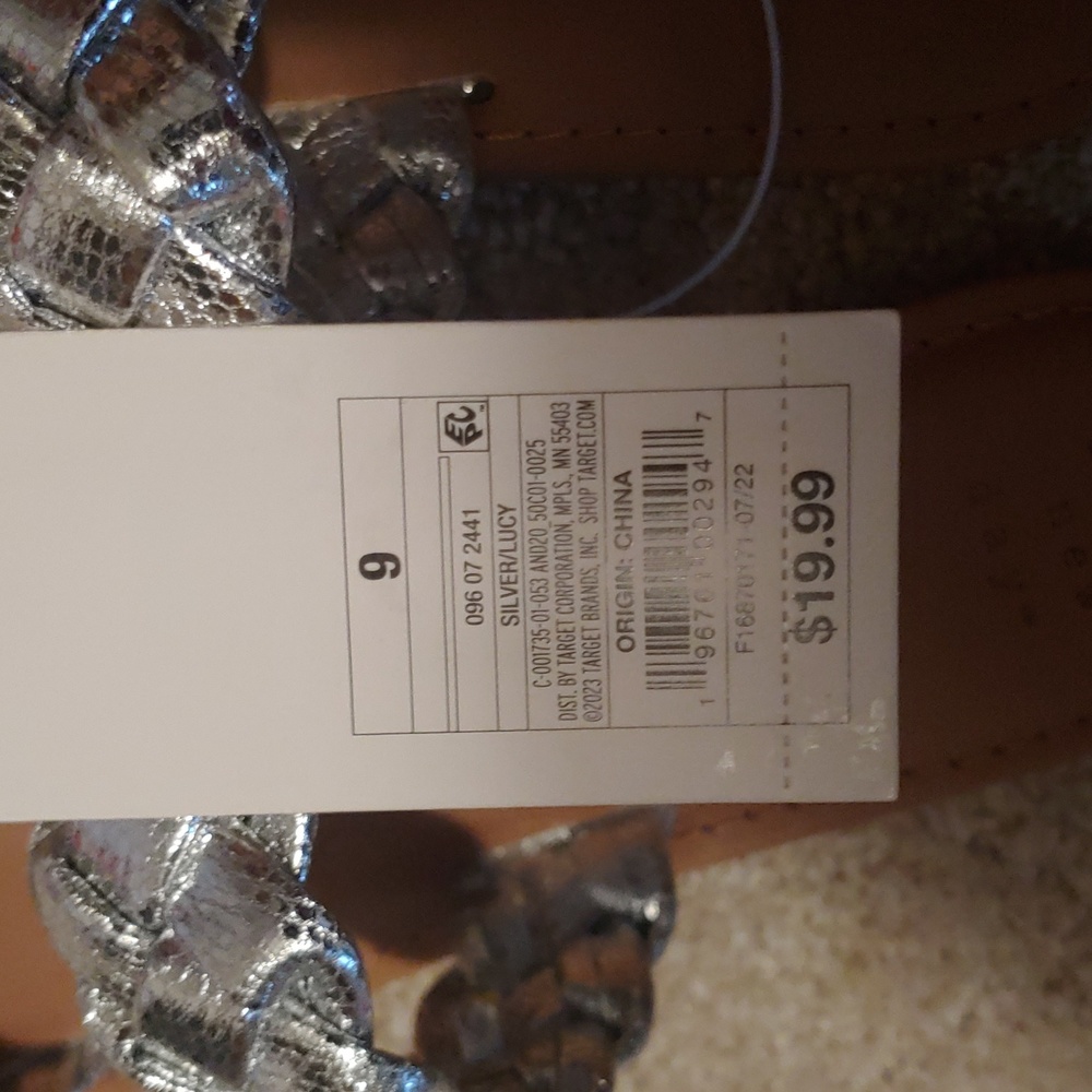 Sandals - Picture 4 of 4
